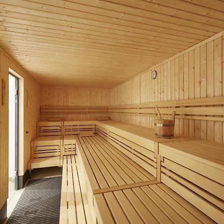 Reetland Am Meer - Luxus Reetdachvilla Mit 3 Schlafzimmern, Sauna Und Kamin F18 德兰斯克 外观 照片