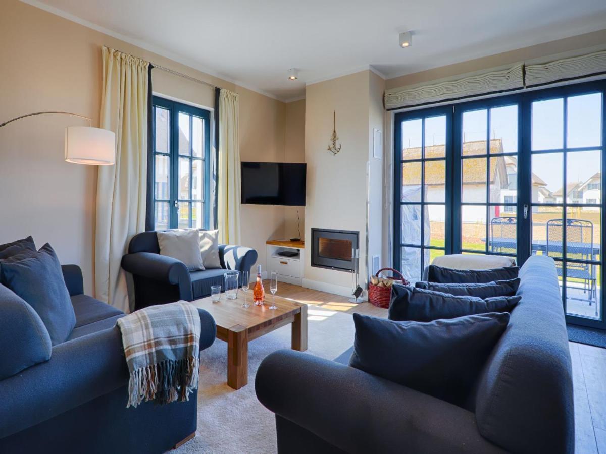 Reetland Am Meer - Luxus Reetdachvilla Mit 3 Schlafzimmern, Sauna Und Kamin F18 德兰斯克 外观 照片