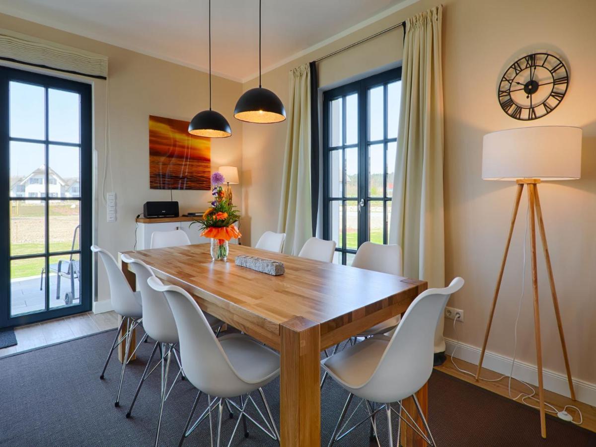 Reetland Am Meer - Luxus Reetdachvilla Mit 3 Schlafzimmern, Sauna Und Kamin F18 德兰斯克 外观 照片