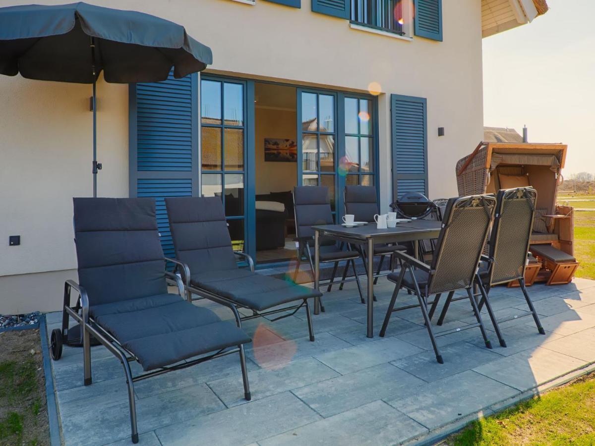 Reetland Am Meer - Luxus Reetdachvilla Mit 3 Schlafzimmern, Sauna Und Kamin F18 德兰斯克 外观 照片