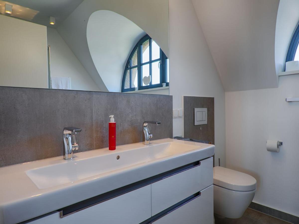 Reetland Am Meer - Luxus Reetdachvilla Mit 3 Schlafzimmern, Sauna Und Kamin F18 德兰斯克 外观 照片